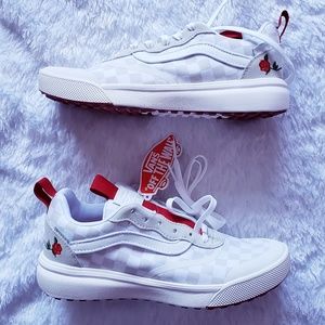 leila hurst vans ultrarange